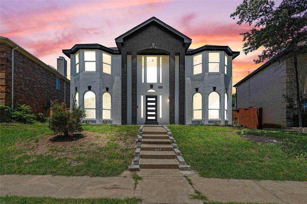 1639 Chapman Street - Photo 1