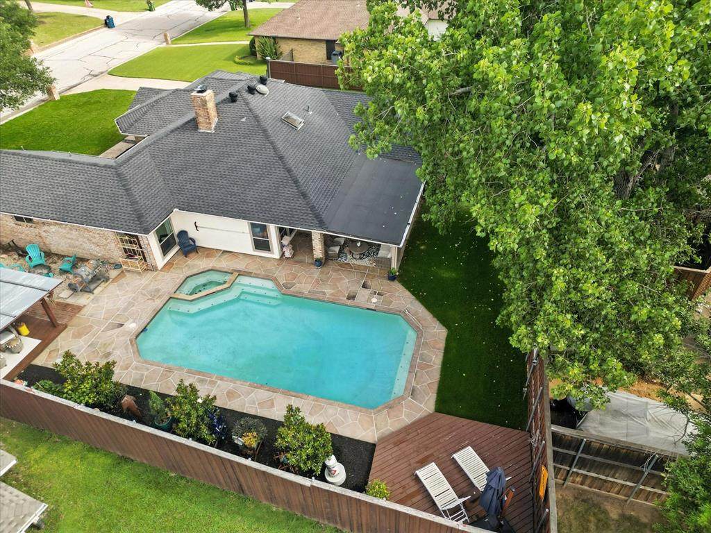 505 Doubletree Drive - Photo 1