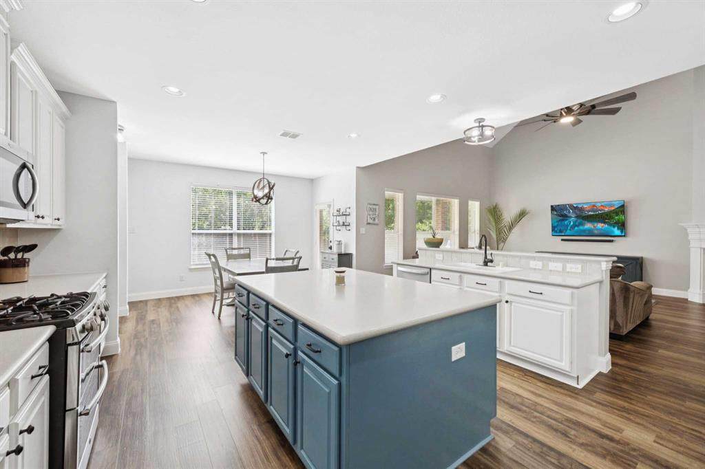 10396 Whispering Pines Drive - Photo 1