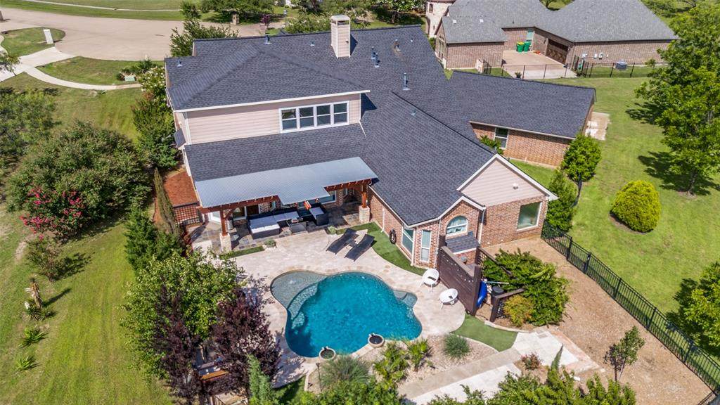 2227 Janet Court - Photo 1