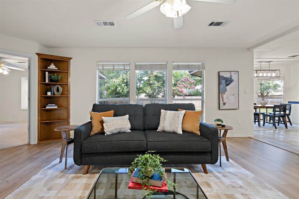 607 Magnolia Street - Photo 1