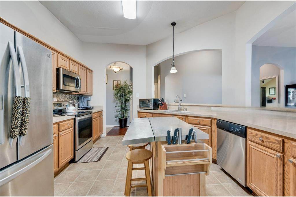 119 Lexington Drive - Photo 1