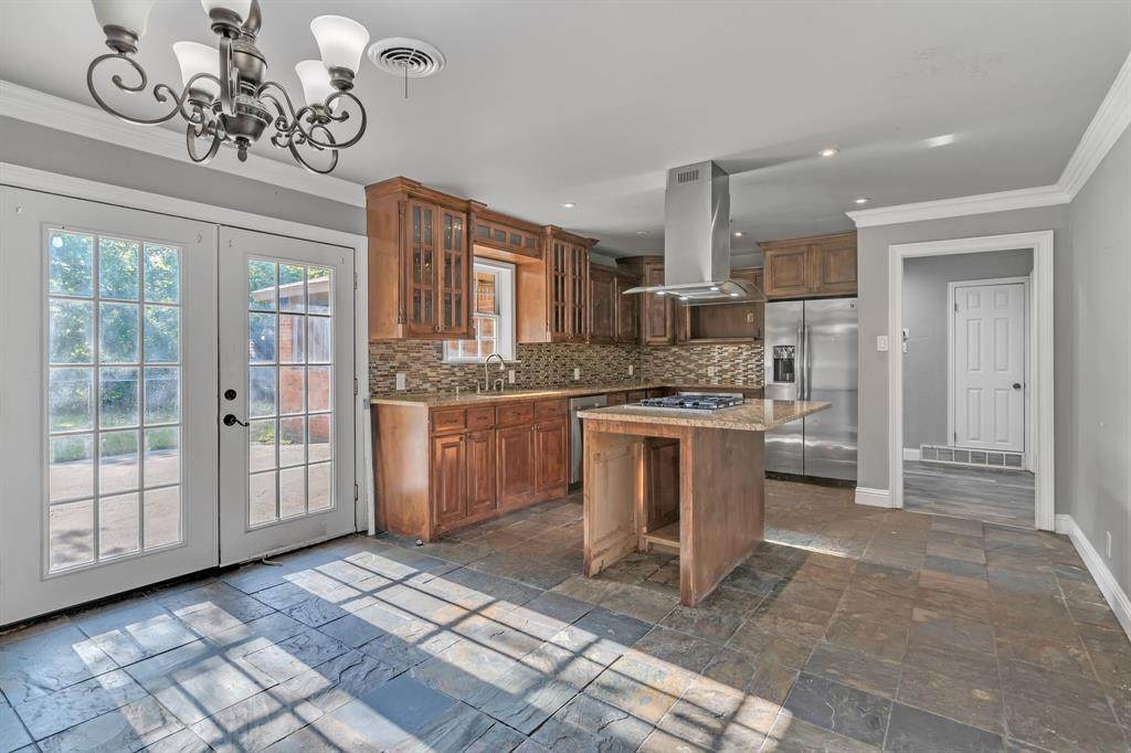 3510 Reeves Street - Photo 1