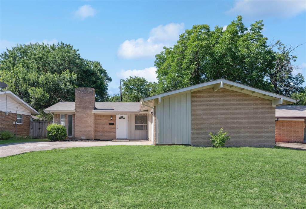 2936 Sundial Drive - Photo 1