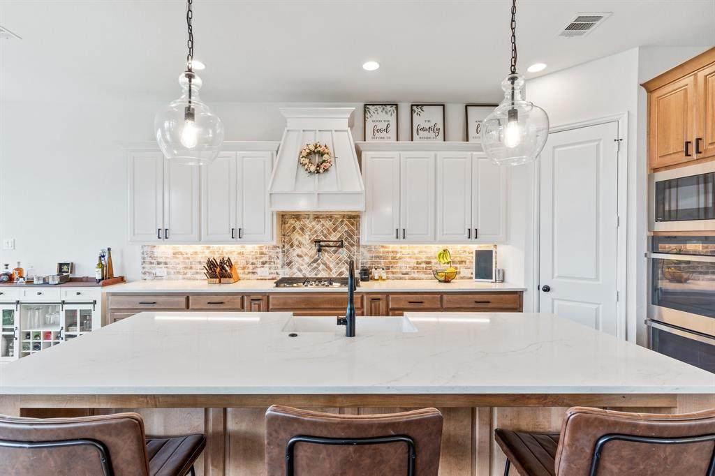 1434 Arezzo Lane - Photo 1