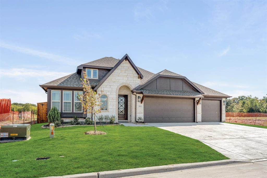 301 Saddlewood Trail - Photo 1