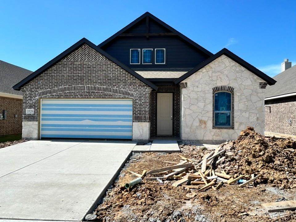 3528 Columbus Street - Photo 1