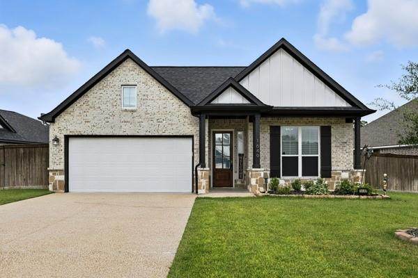1649 Briscoe Manor Court - Photo 1