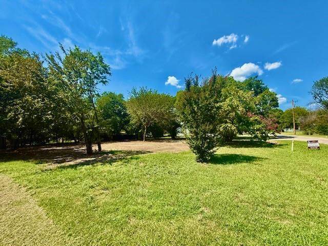 104 Lamar Street - Photo 1