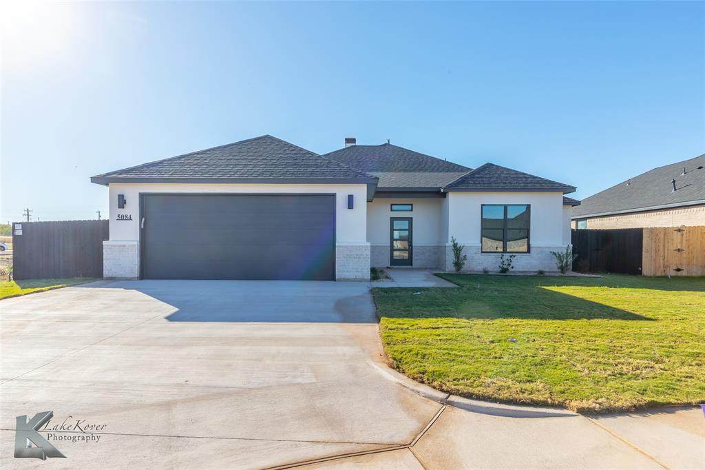 5084 Fernie Street - Photo 1