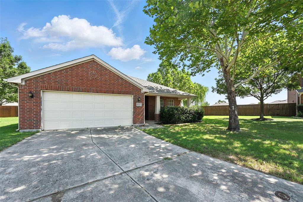 4312 Ridgewood Road - Photo 1