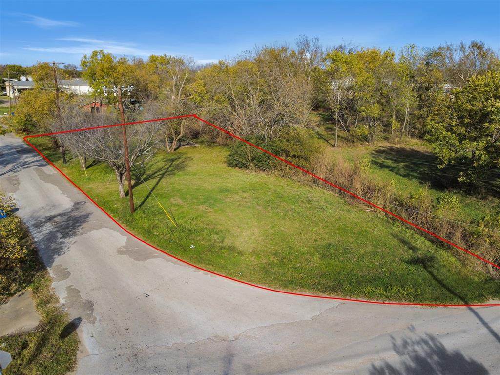 401 Nash Street - Photo 1