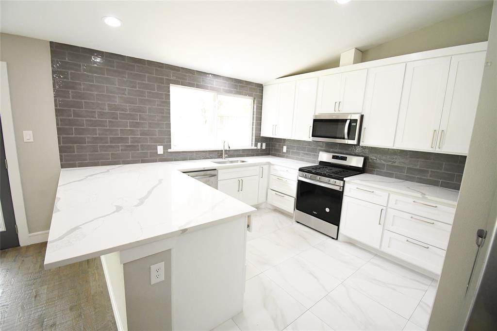 1114 Northgate Drive - Photo 1