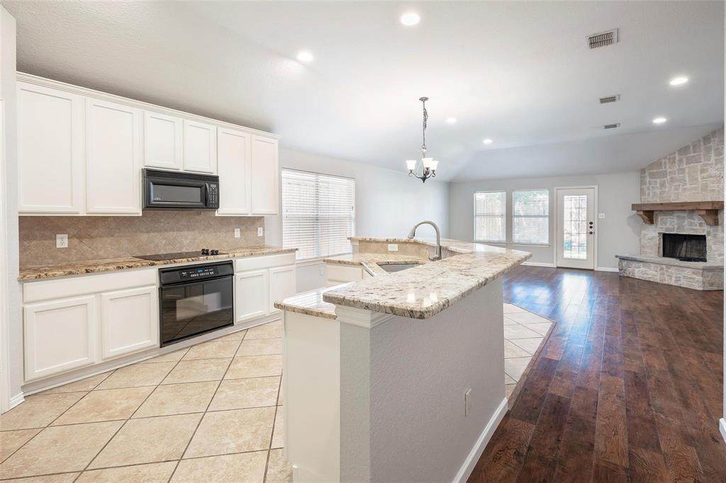 12201 Ducks Landing - Photo 1