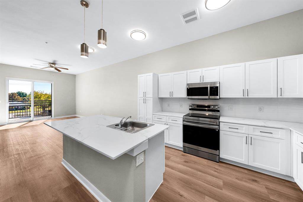 3522 Main Street - Photo 1