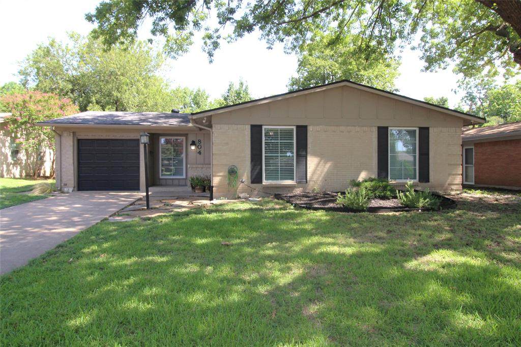 804 Wateka Way - Photo 1