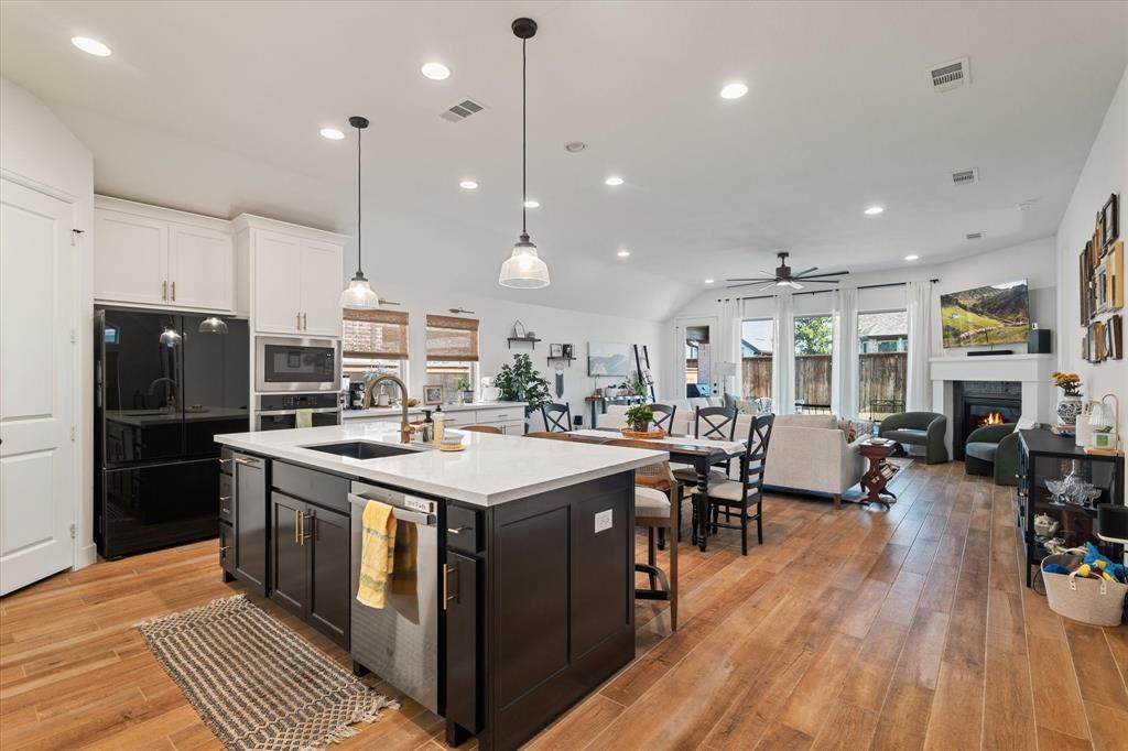 2913 Peartree Lane - Photo 1