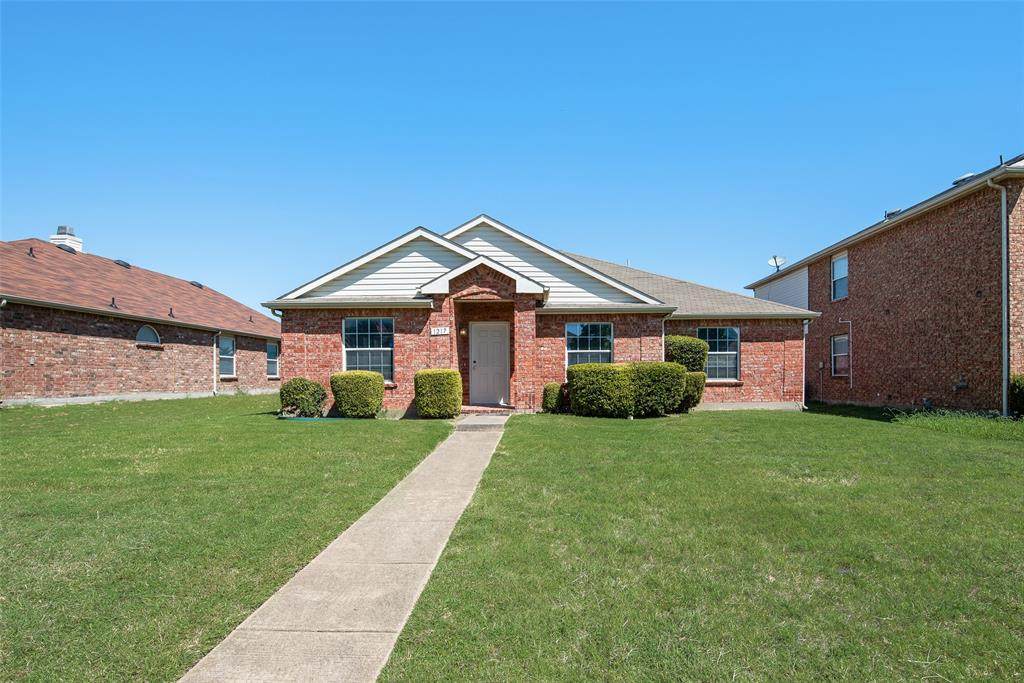 1217 Spring Water Drive - Photo 1