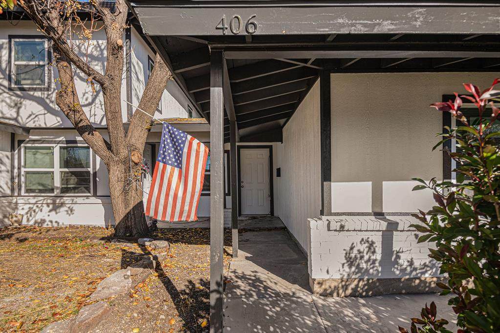 406 Dawson Circle - Photo 1