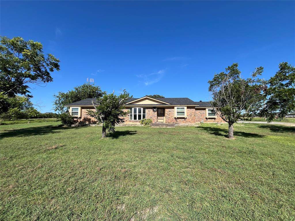 377a County Road 3244 - Photo 1