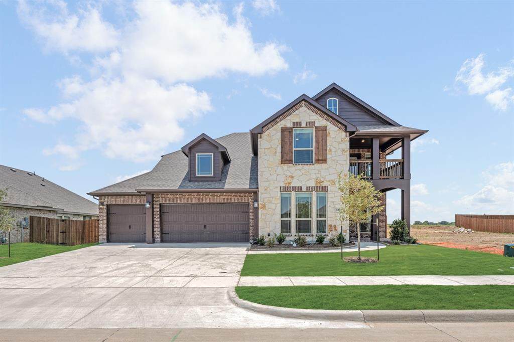 220 Claywood Drive - Photo 1