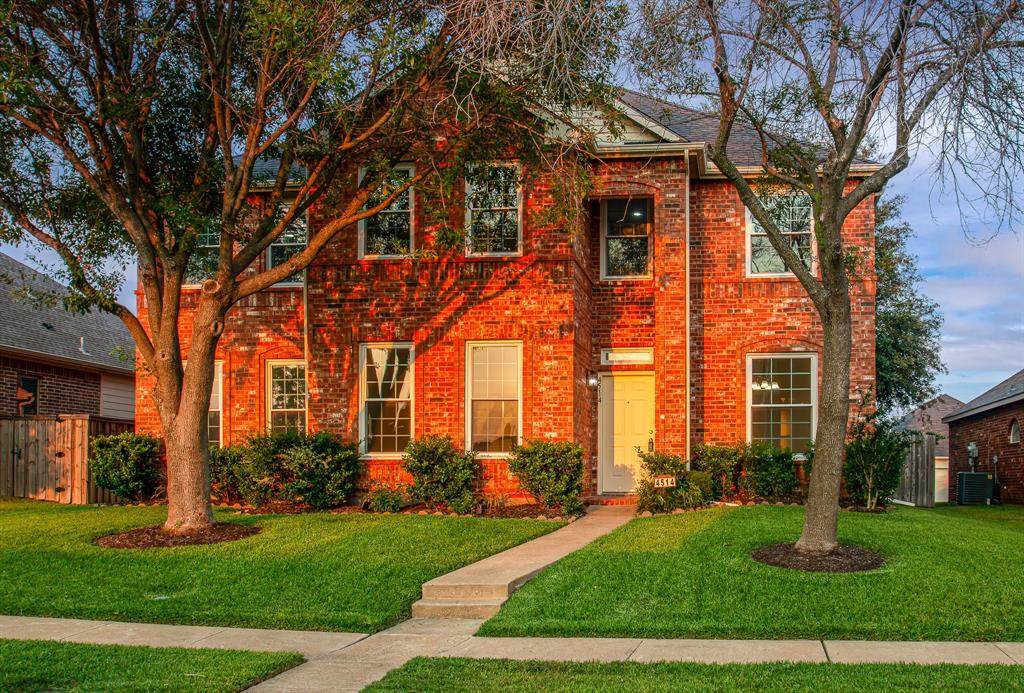 4514 Lincolnshire Drive - Photo 1