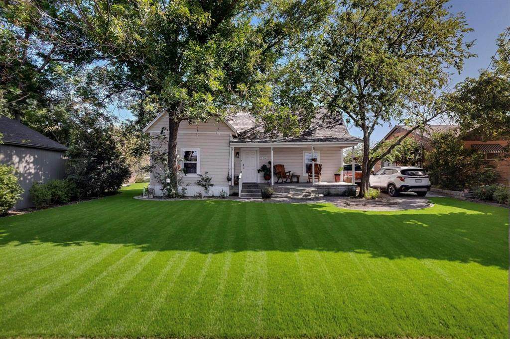 504 Jefferson Street - Photo 1