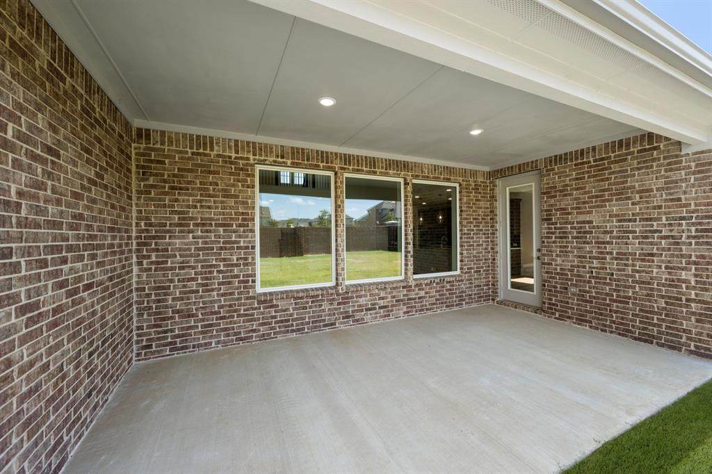 713 Bluestem - Photo 1
