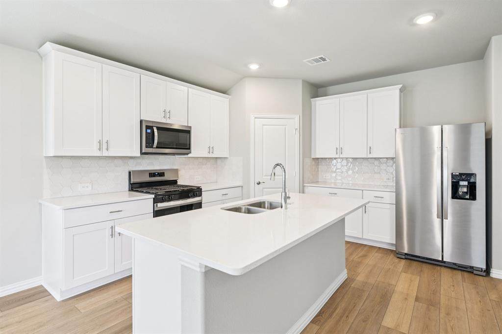 413 Loch Drive - Photo 1