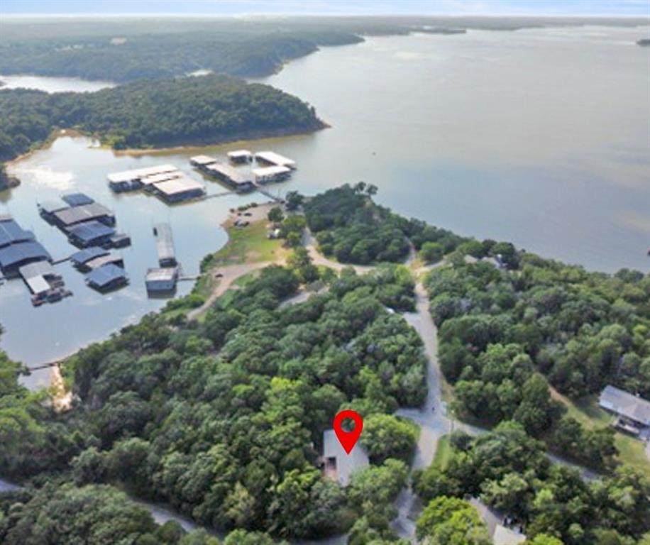 652 Cedar Bayou Boulevard - Photo 1