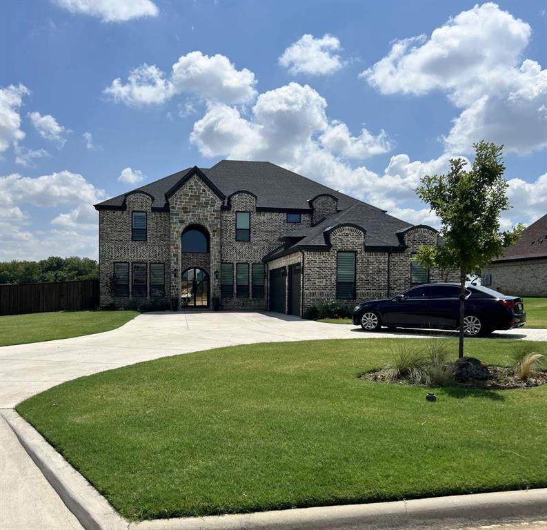 105 Shawnee Trail - Photo 1