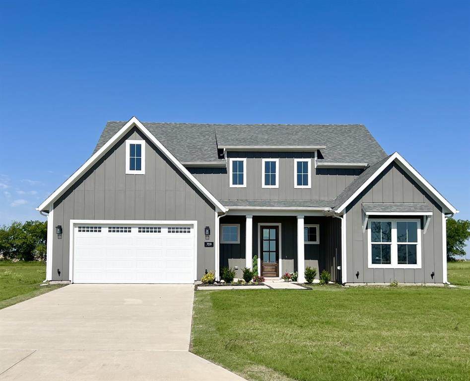 709 Lexington Lane - Photo 1