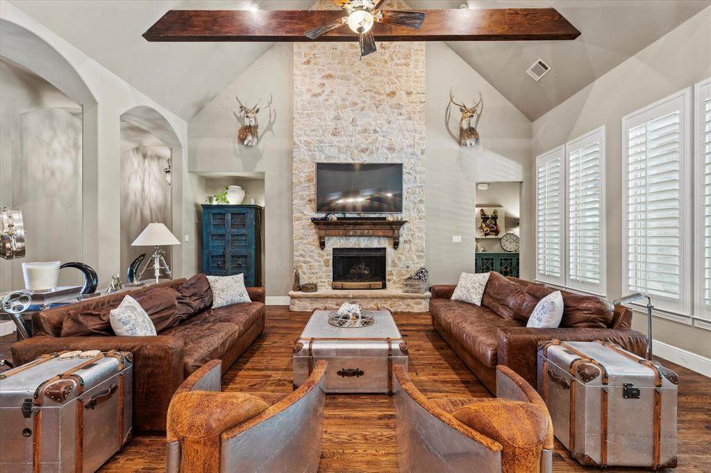 2701 Wolf Creek Drive - Photo 1