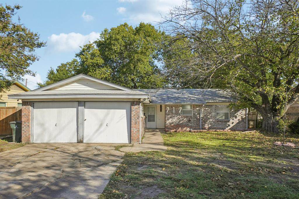 717 Eastern Star Drive - Photo 1