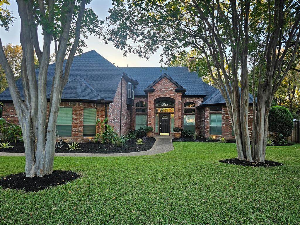 804 Shorecrest Drive - Photo 1