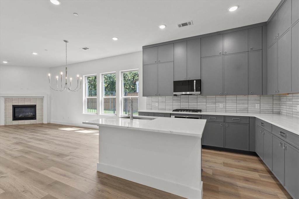 436 Waterscape Drive - Photo 1