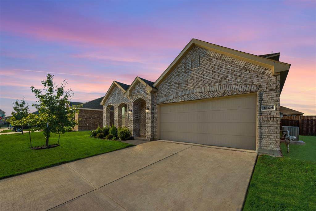 1404 Forest Haven Drive - Photo 1