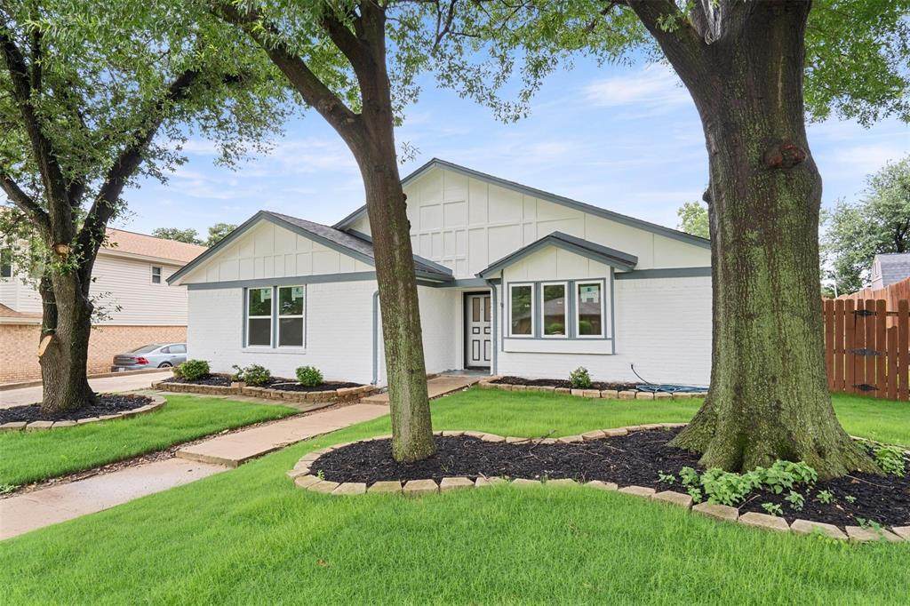 2024 Oakmeadow Street - Photo 1