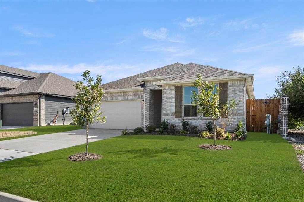 604 Godley Ranch - Photo 1