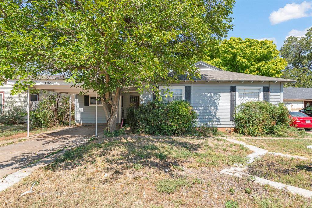 3266 College Street - Photo 1