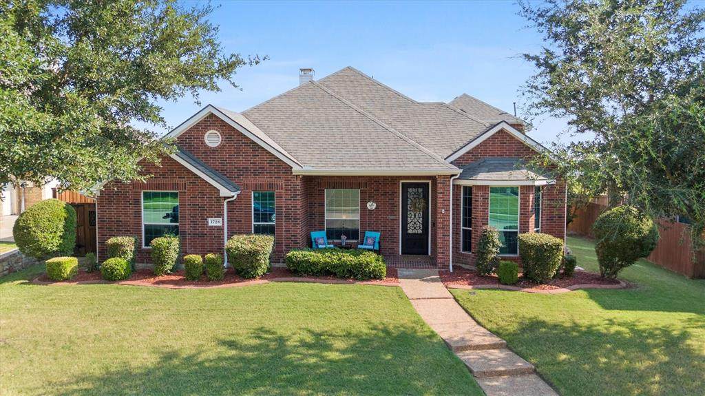 1728 Teakwood Drive - Photo 1