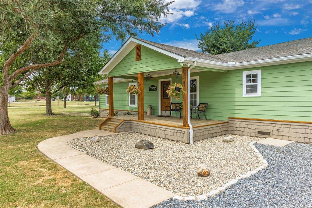 4642 County Road 2706 - Photo 1