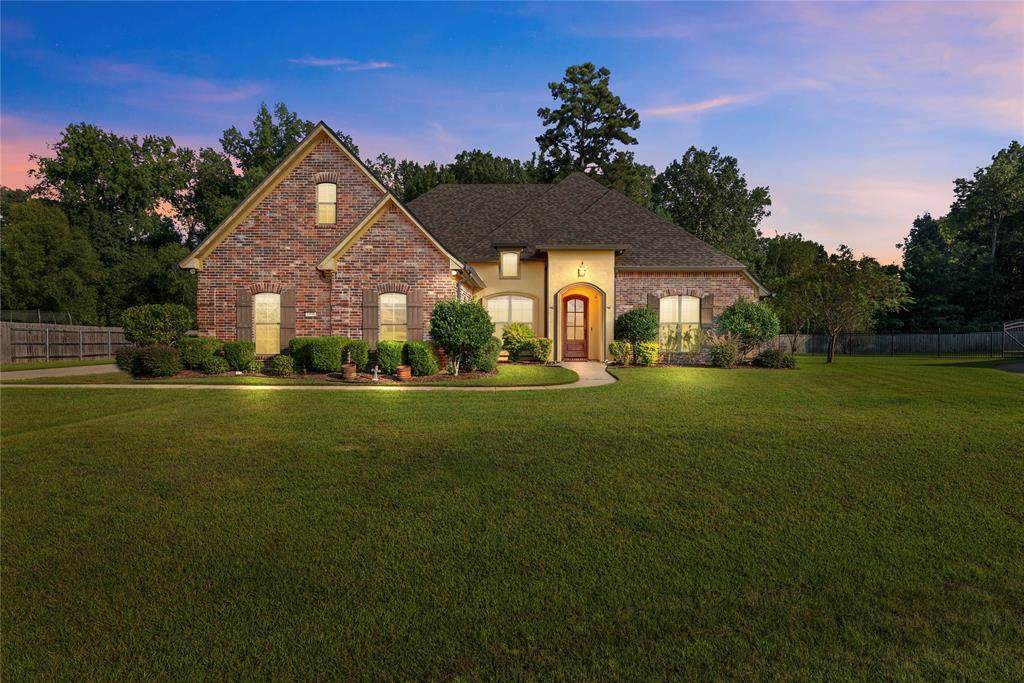 1908 Highpoint Place - Photo 1