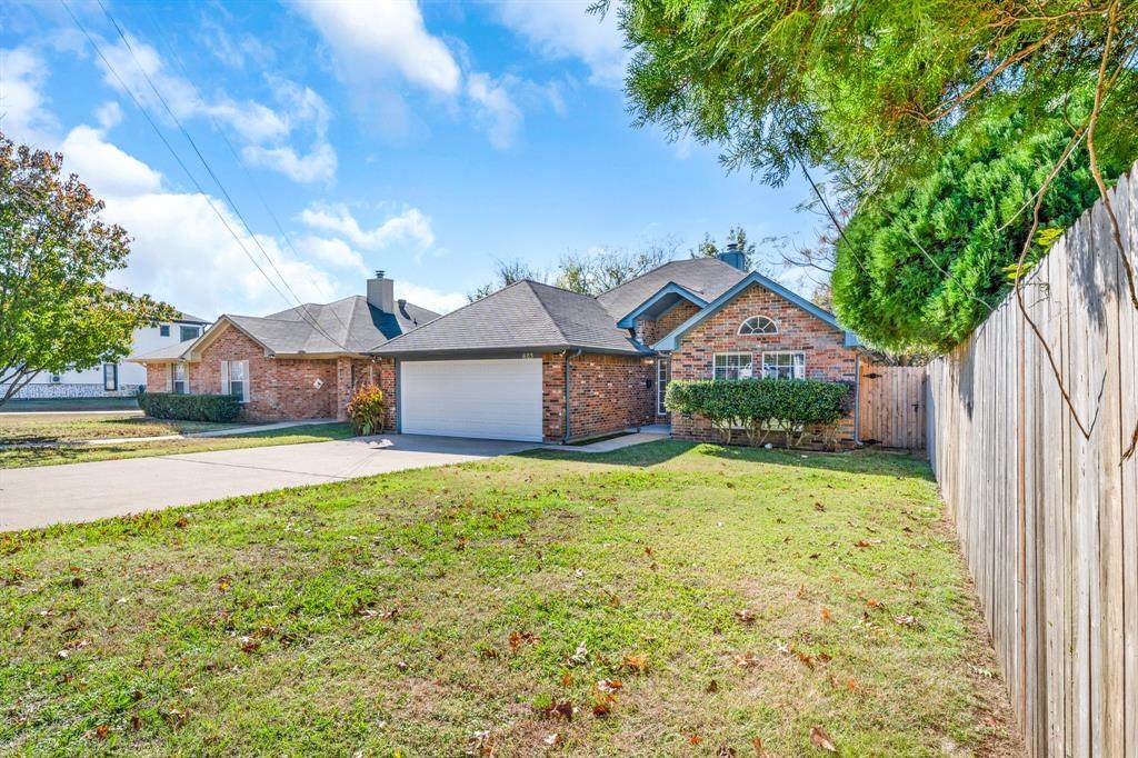 603 Lawrence Avenue - Photo 1