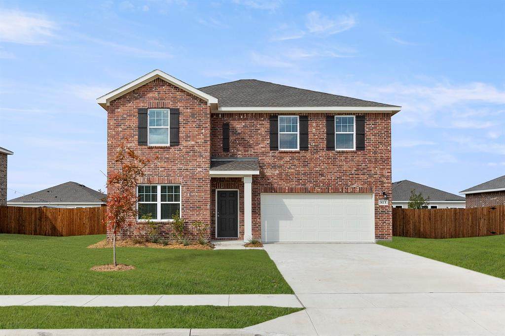 813 Lexington Lane - Photo 1