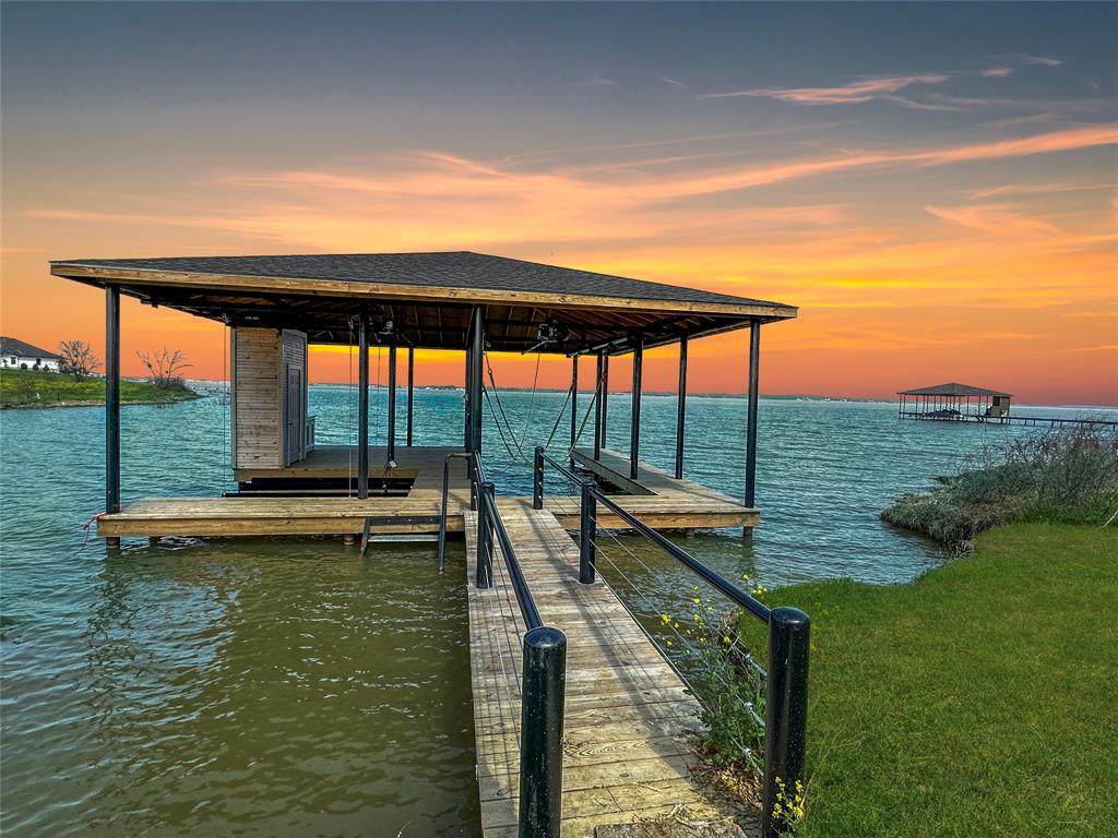 117 Diamond Point Drive - Photo 1