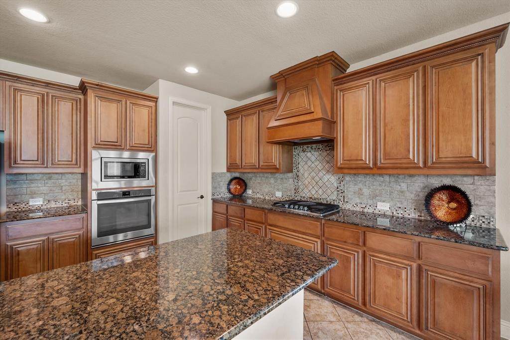 1112 Vickery Drive - Photo 1