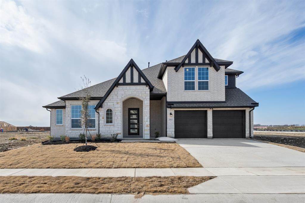 1013 Butterfly - Photo 1