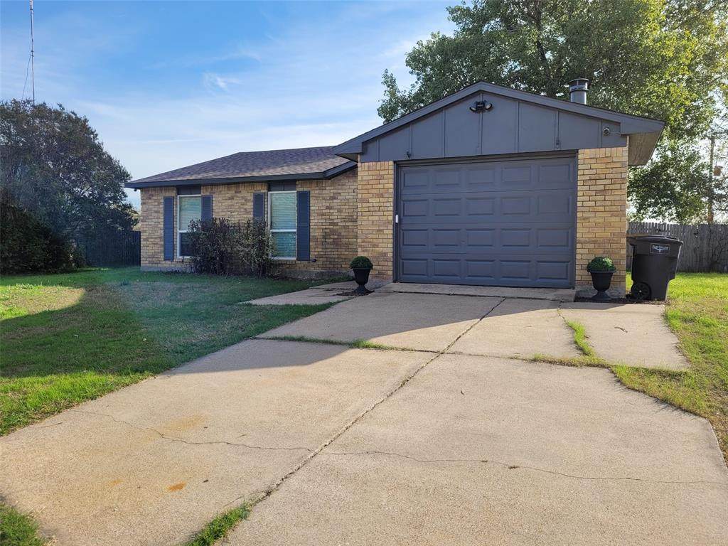 2308 Foxglen Court - Photo 1