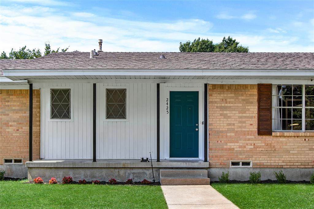 2425 Morningside Drive - Photo 1